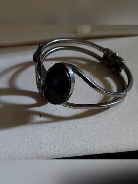 🖤 Vintage Modernist Silver Black Onyx Cabochon Bangle Bracelet 🖤